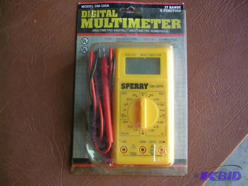 lot 150 image: Digital multimeter