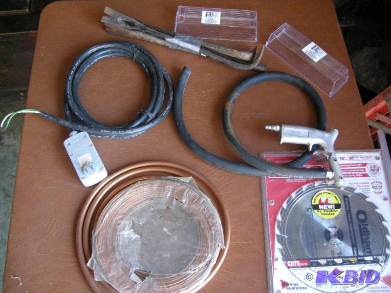 lot 155 image: Misc tool items