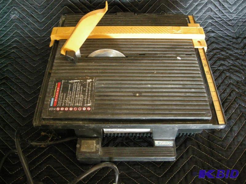 lot 21 image: Diamond Wheel wet saw