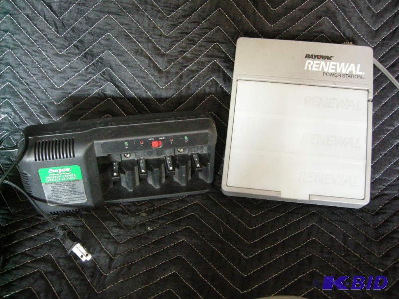 lot 23 image: 2 battery recharging stations