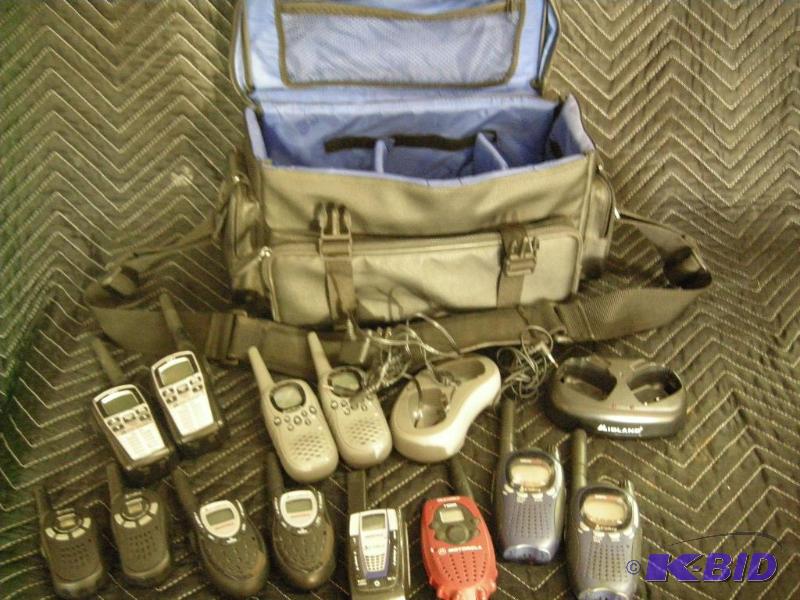 lot 28 image: Handheld communicators