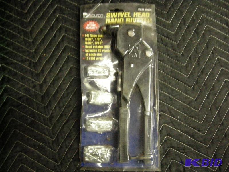 lot 72 image: Swivel head hand riveter