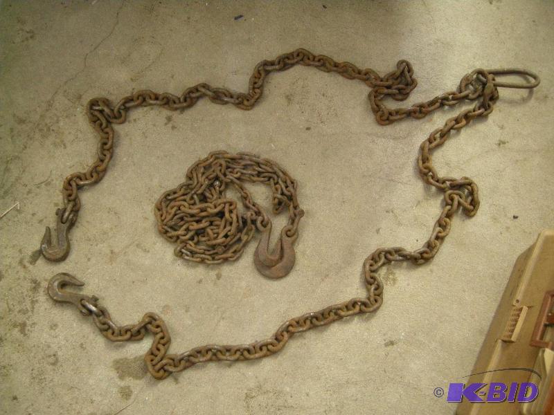 lot 77 image: 2 logtow chains