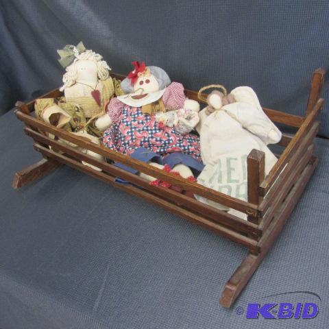 Folk Art Dolls, Vintage Cradle