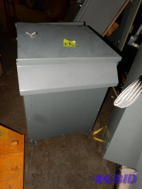SQUARE D BUCK Transformer. Change 208V to 240...