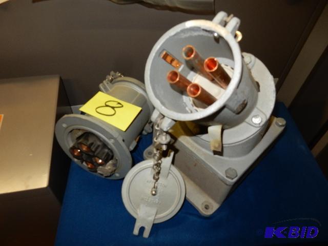 APPLETON PLUGS