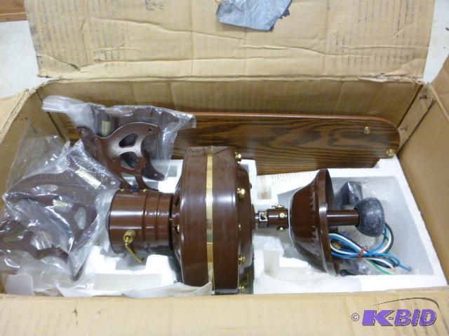 lot 132 image: Ceiling Fan with Light No globe....