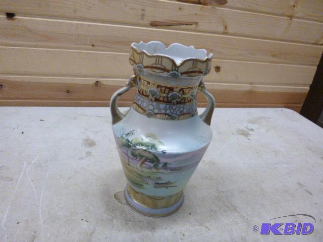 lot 194 image: Hand Painted Vase Has some repairs....