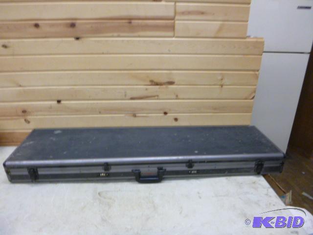 lot 20 image: Winchester 52" Hard Gun Case...