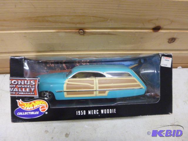 lot 23 image: 1950 Merc Woodie Hot Wheels die cast car, 11...