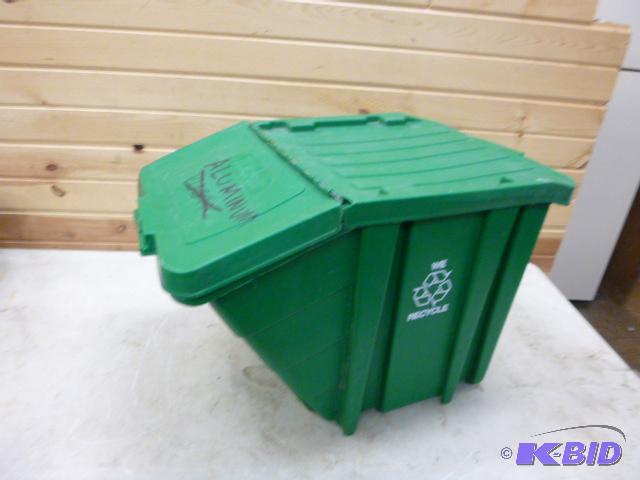 lot 57 image: Tucker Recycle Bin...