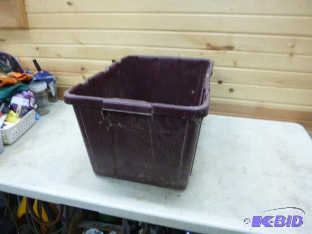 lot 59 image: Large Plastic Bin...