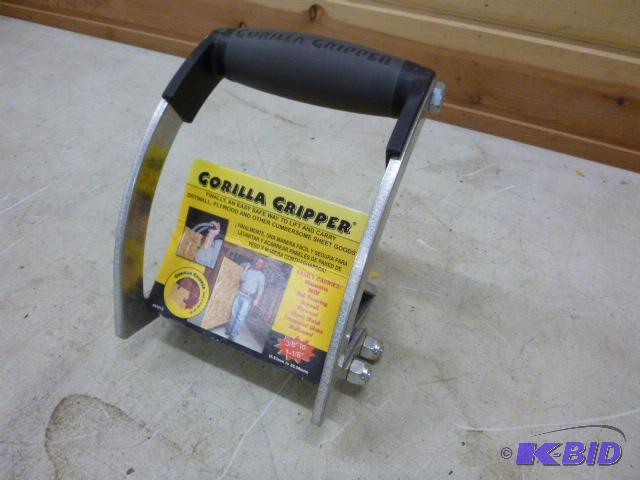 lot 82 image: New Gorilla Gripper 38" to 1 18" ...