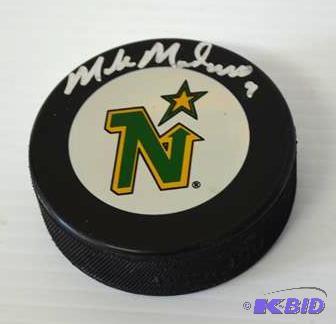 Mik Modano autographed hockey puck&nbsp Minn...