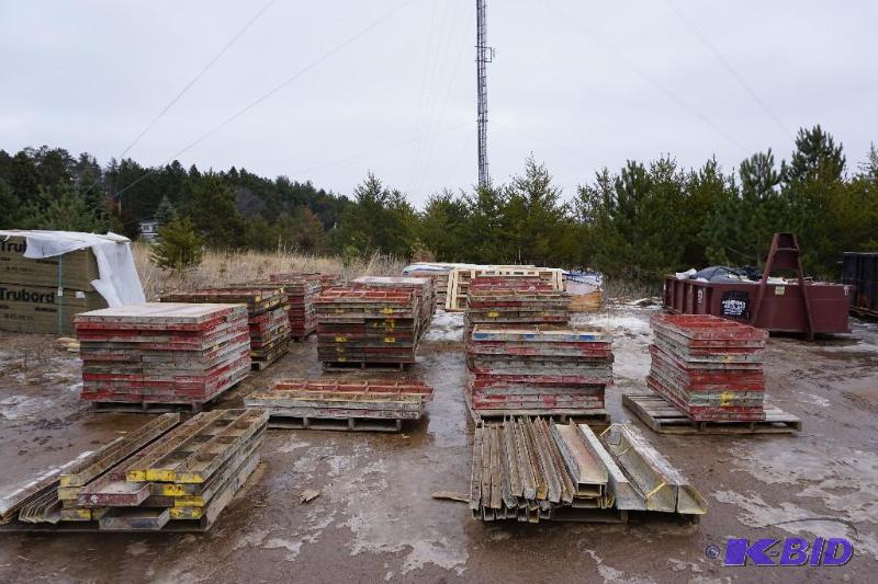 Large Lot of Complete Symons Steel Ply Concre...
