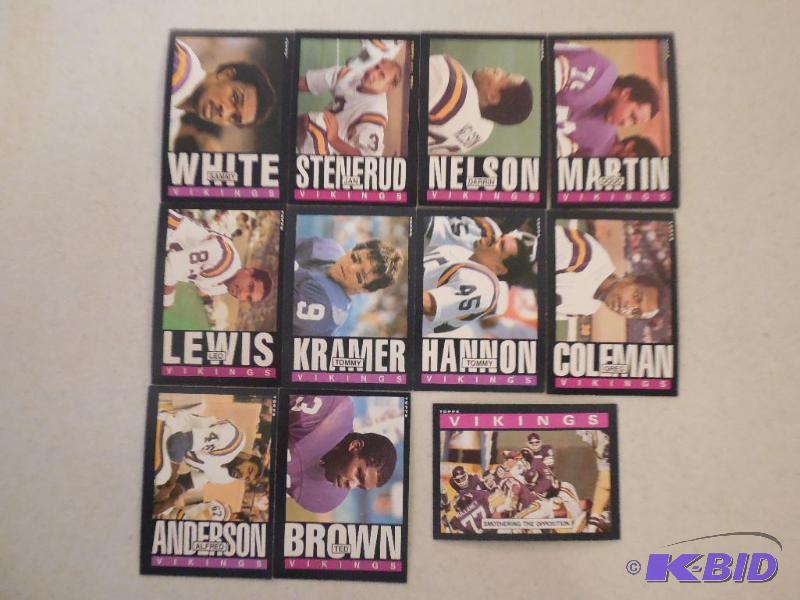 1985 Topps Minnesota Vikings Team set of 11 cards