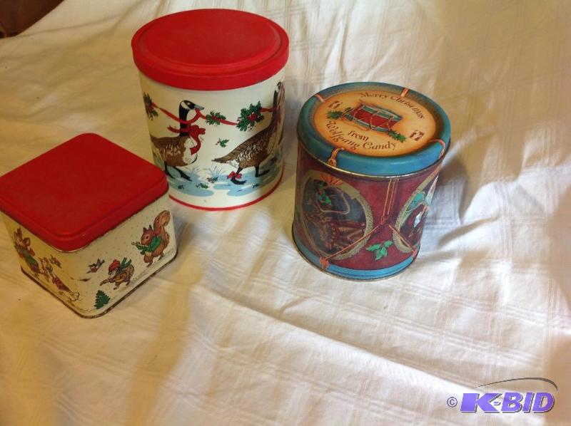 lot 18 image: Christmas Tins