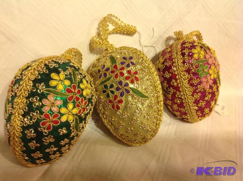 lot 69 image: Embroidered Easter Egg Ornaments