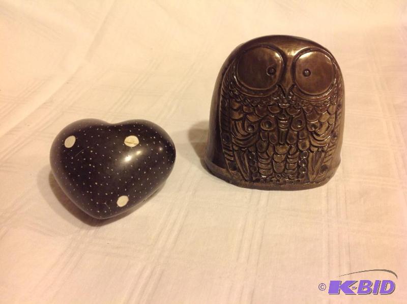 lot 79 image: Paper Weights