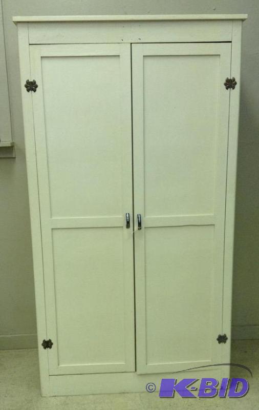 lot 100 image: Vintage Wood Wardrobe