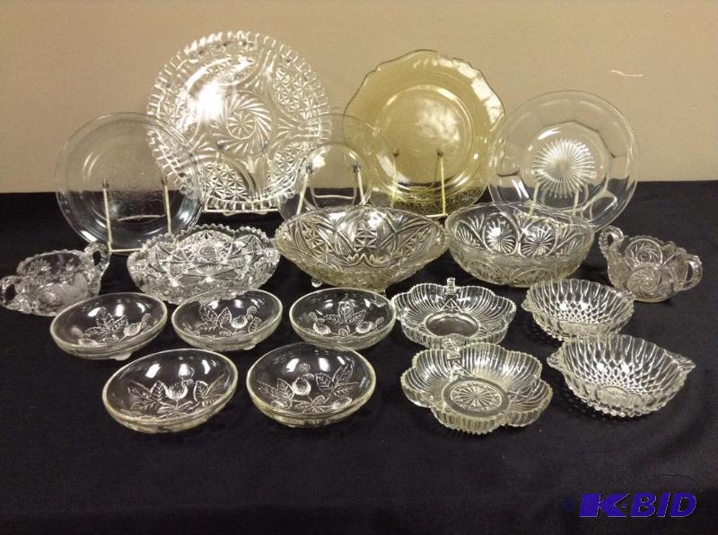 lot 132 image: Lot of vintage glassware-cut glass and depression