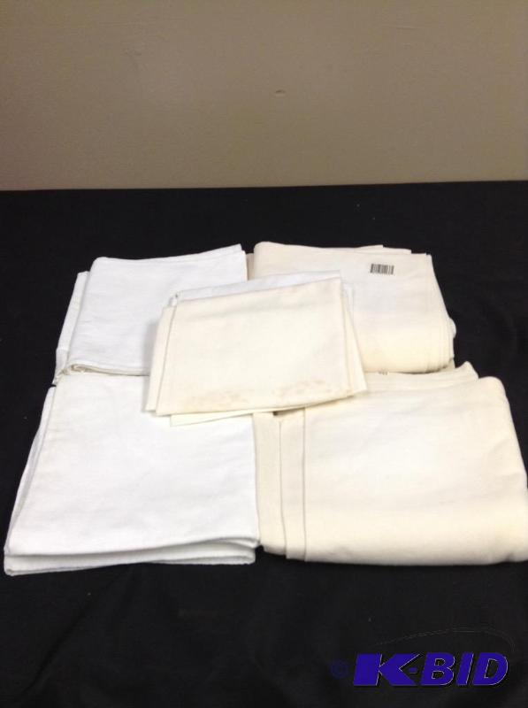 lot 51 image: Lot of flour sack towels