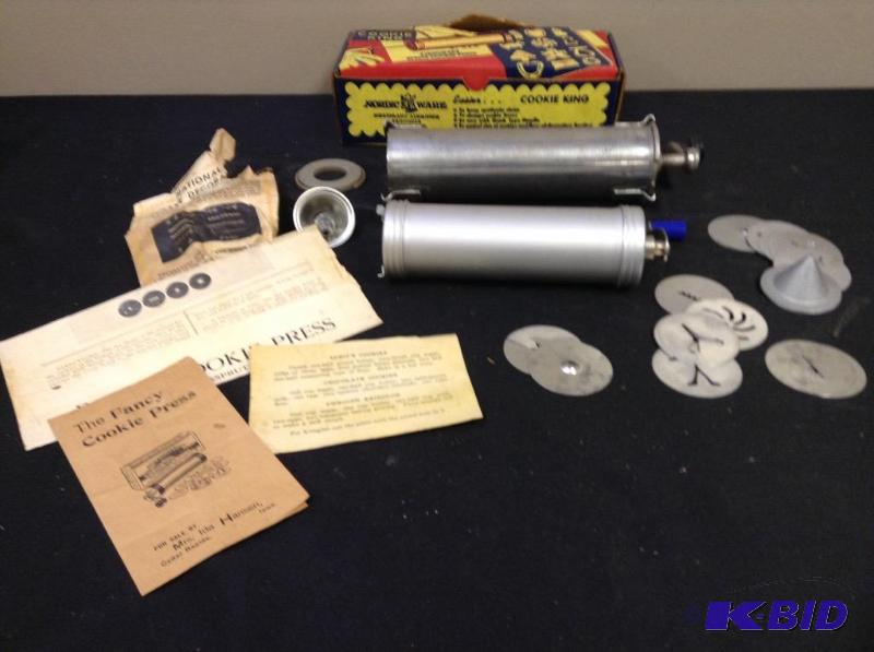 lot 67 image: Lot of two spritz cookie presses