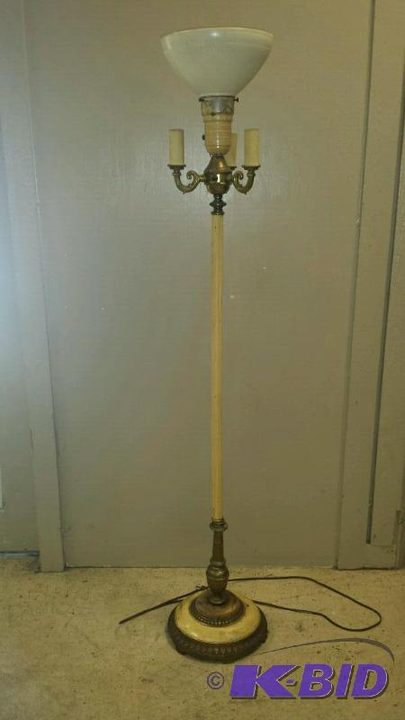 lot 83 image: Vintage Victorian Style Floor Lamp