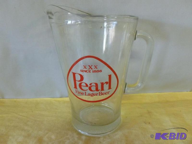 lot 19 image: Vintage Pearl Brewing Co. glass beer pitcher ...