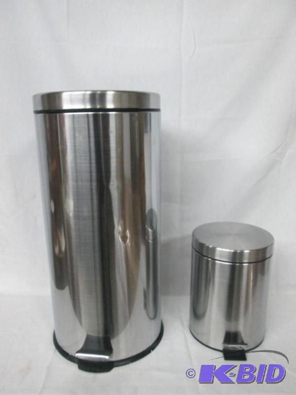Stainless Steel Round Traschcans - Set of 2
