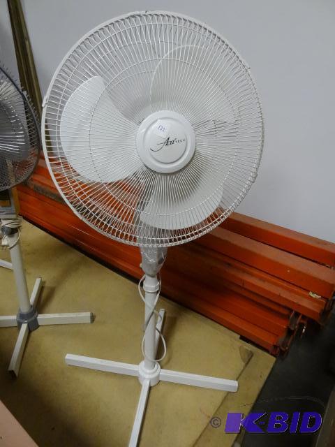 lot 122 image: Air Tech Pedestal Fan...