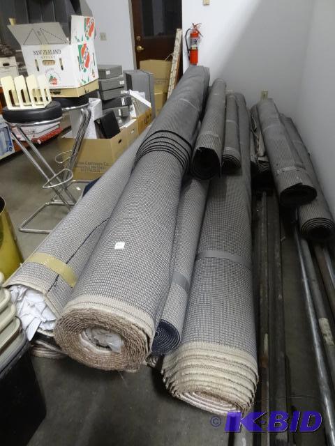 lot 127 image: Approx 14 Rolls of New Commercial Carpet Long...