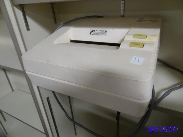 lot 13 image: GBC Shred Master 1026S...