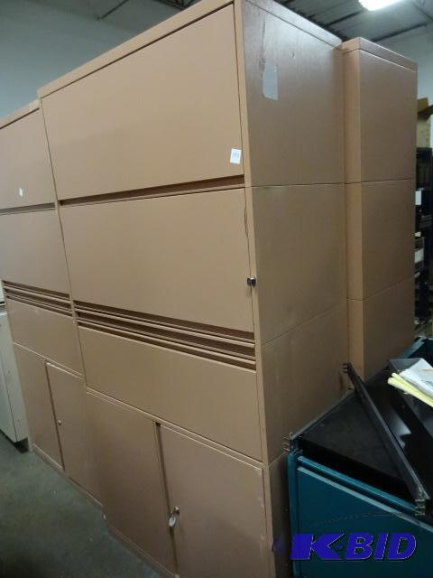 lot 188 image: Metal Office Cabinet 2 Doors on Bottom 2 Slid...