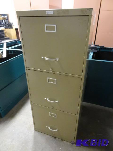 lot 198 image: 21" Metal 3 Drawer FIle Cabinet...
