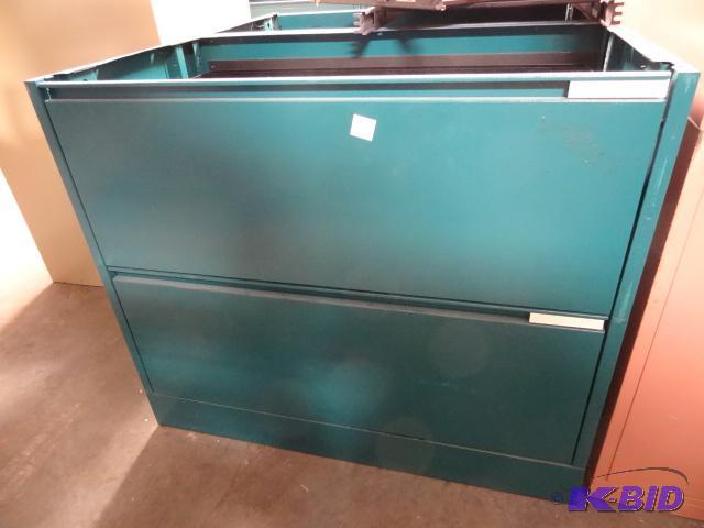 lot 199 image: 2 Metal 36" Lateral Files No Tops...