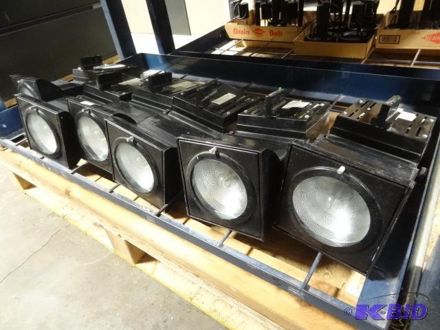 lot 235 image: Amerlux 120 Volt Light Category #52391 Qty 6...