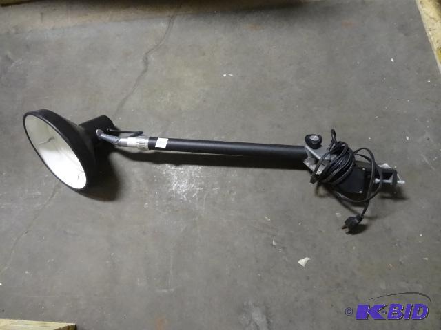 lot 240 image: Vemcolite Model VL-4 Desk Mount...