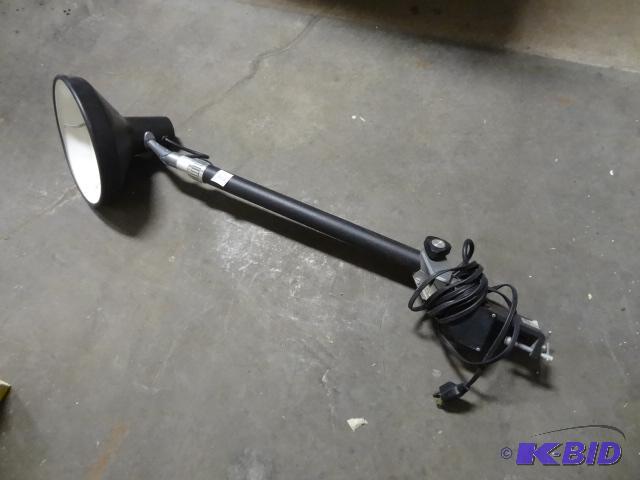 lot 243 image: Vemcolite Model VL-4 Desk Mount...