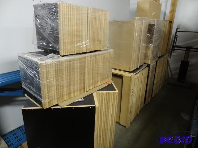 lot 268 image: Custom Kitchen Cabinets Brand New Never Insta...