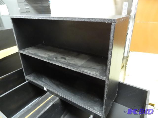 lot 276 image: Partical Board Book SHelf. Painted Black. Sol...