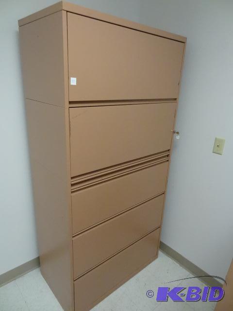 lot 39 image: Metal Lateral File Cabinet 2 Top Drawers Flip...