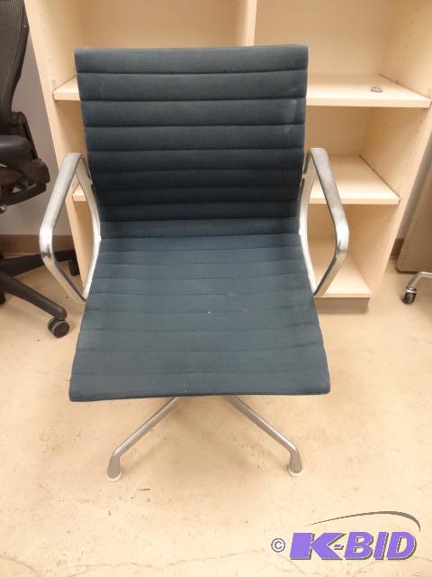 lot 63 image: Herman miller Eames aluminum frame office cha...