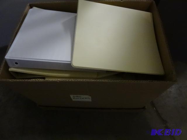 lot 89 image: 19 - 3 Ring Binders...
