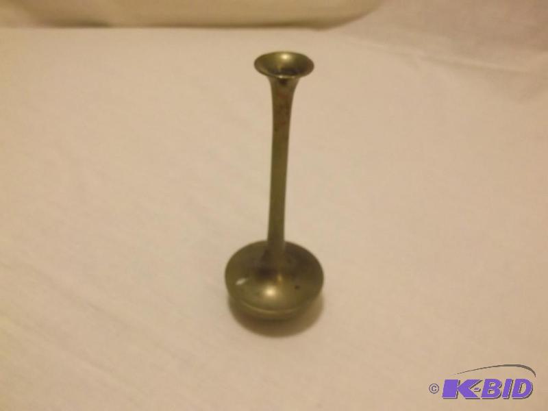 Collectable heavy solid brass bud vase 7&quot...