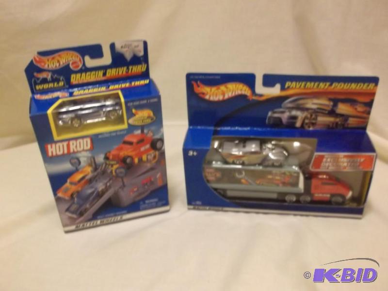 Hot Wheels Pavement Pounder &amp Draggin dri...