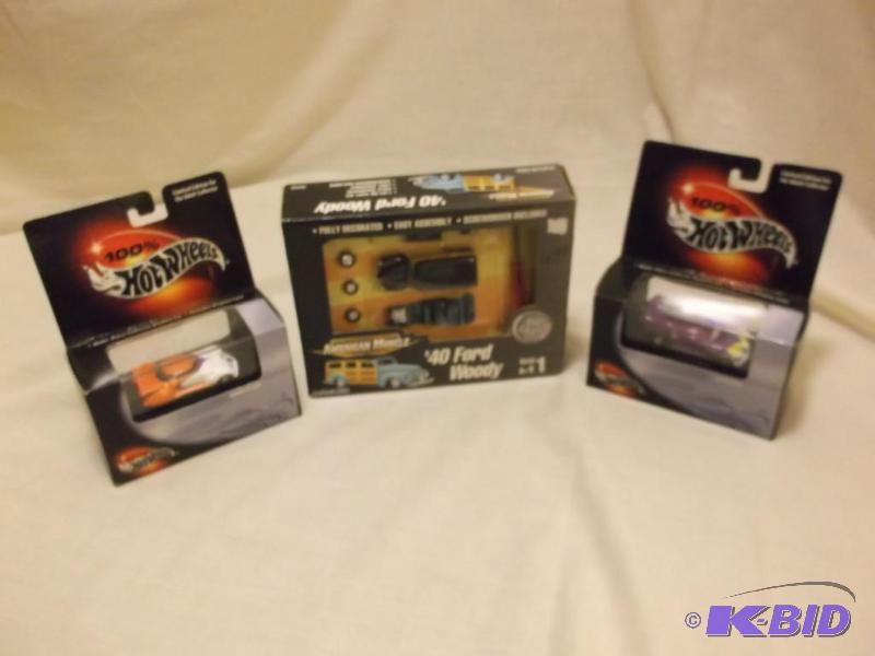 Lot with Hot Wheel Rareflow &amp Triclopz li...