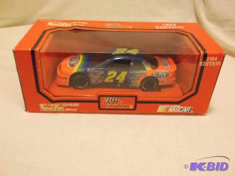 NASCAR Racing Champions 124 scale die cast s...