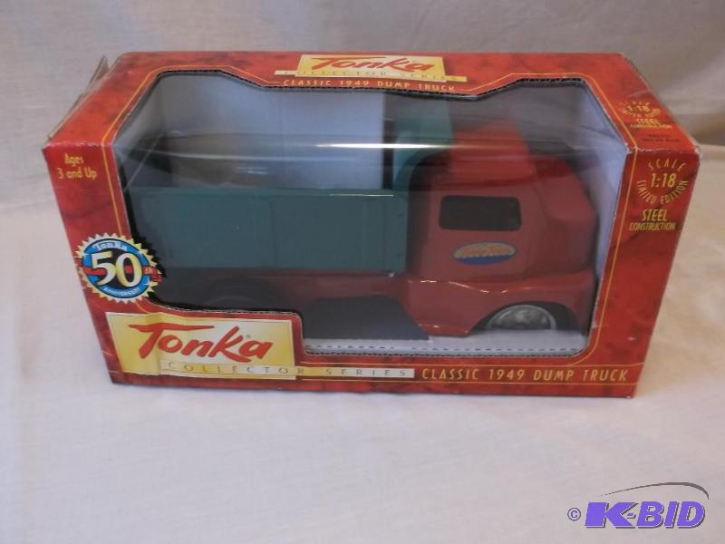 Collectable steel construction Tonka collecto...