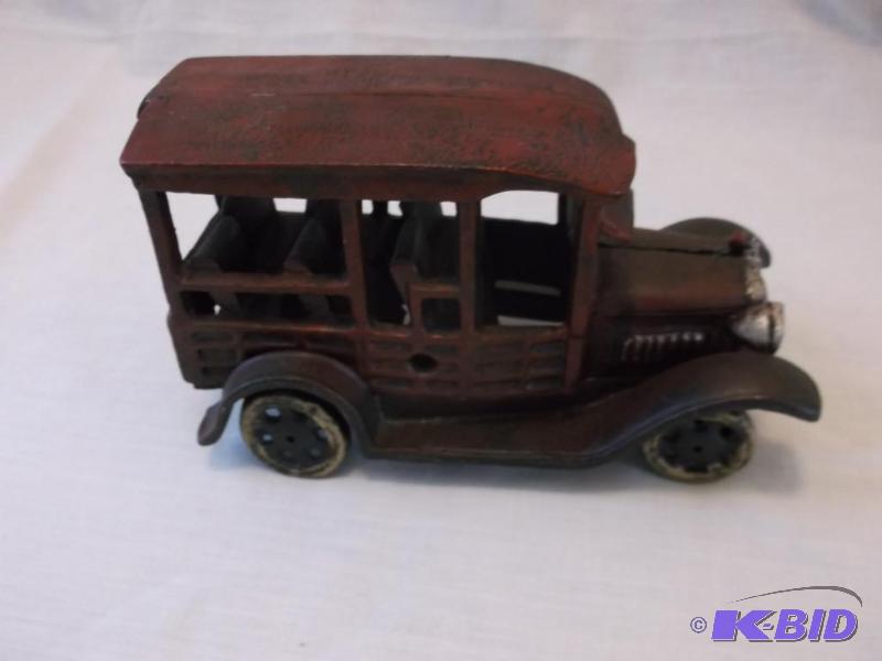 Heavy cast iron toy car 8&quot L x 3 34&quo...